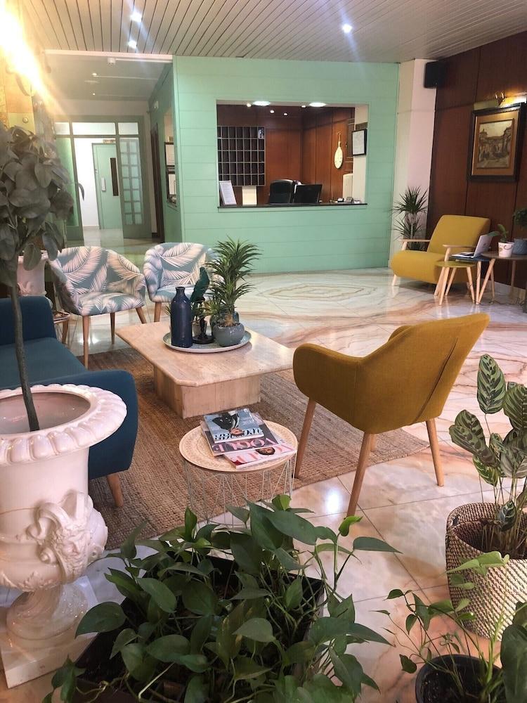 Hotel Marqués de Santillana Torrelavega Esterno foto